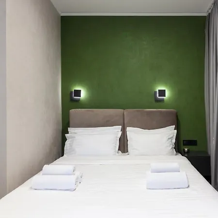 Near Opera Apartment