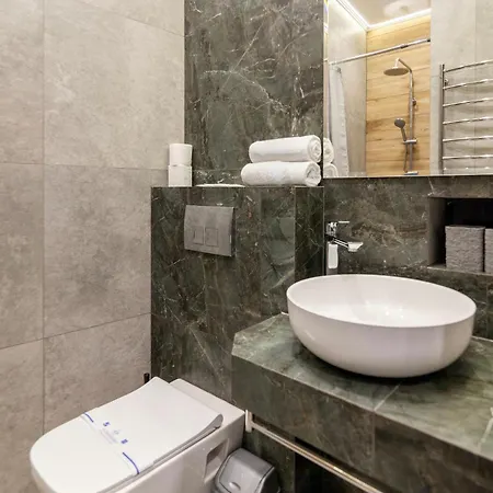 Near Opera 리비프