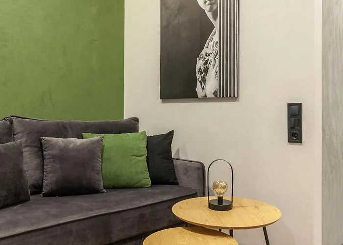 Near Opera Apartament